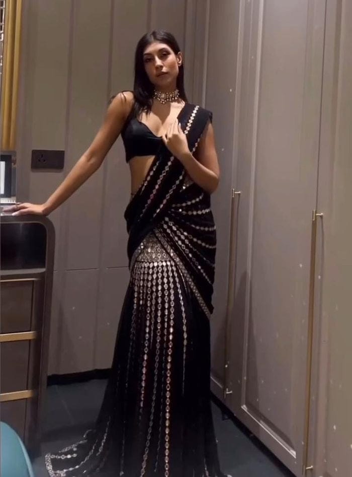 Kiyana Klass Mirror Lehenga Ready to Wear Saree