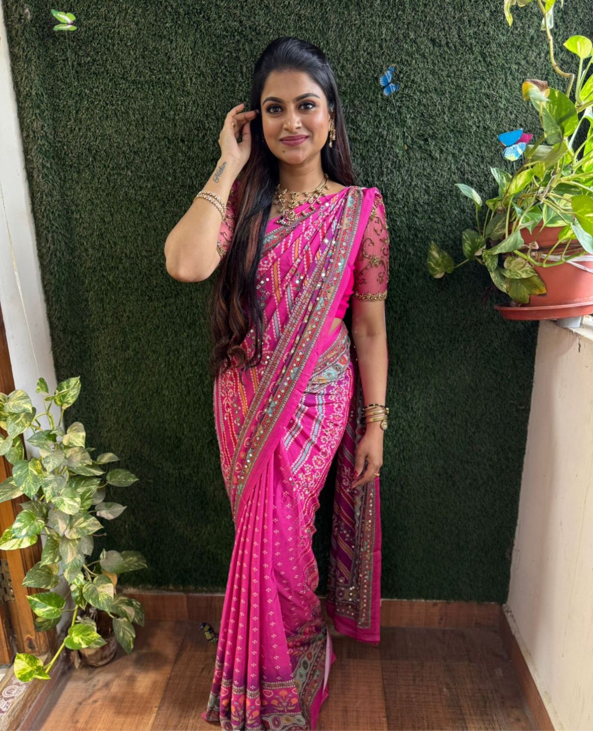 Asvi Series Tulip Glint Saree