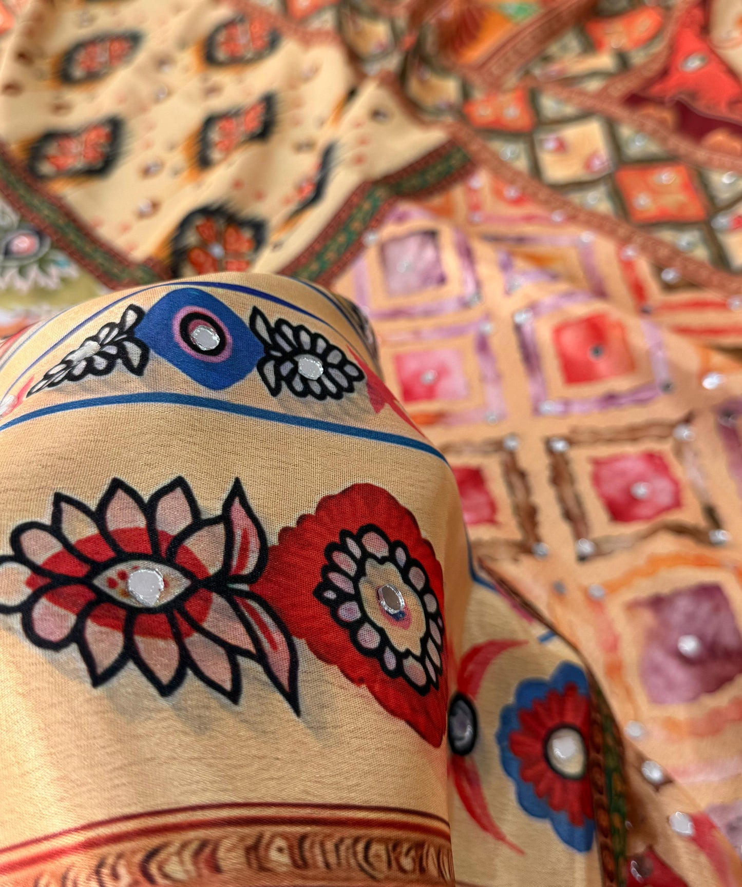 Asvi Series Tulip Glint Saree