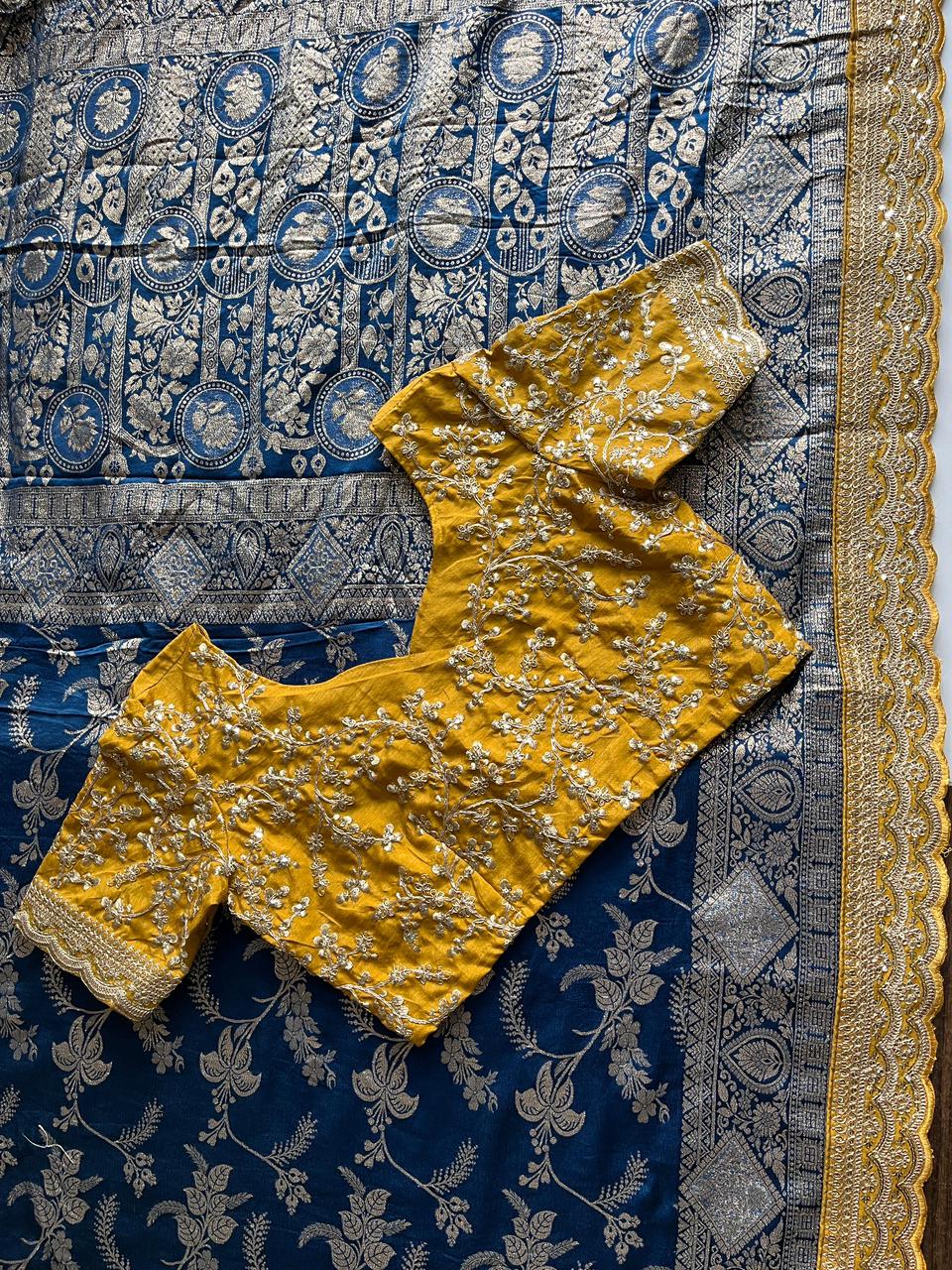 Rajsi Rang Organza Saree