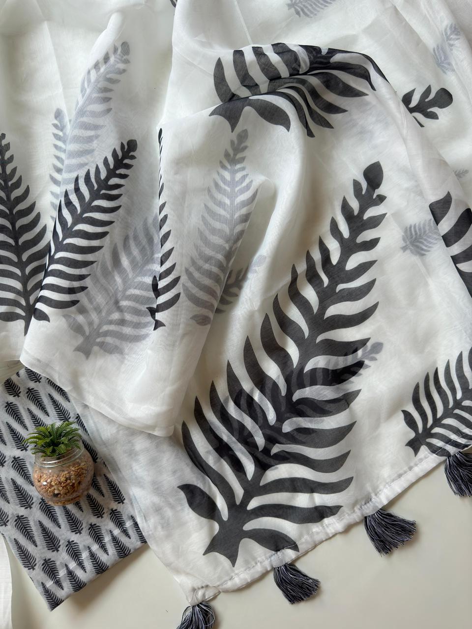 Forest Drip Saree